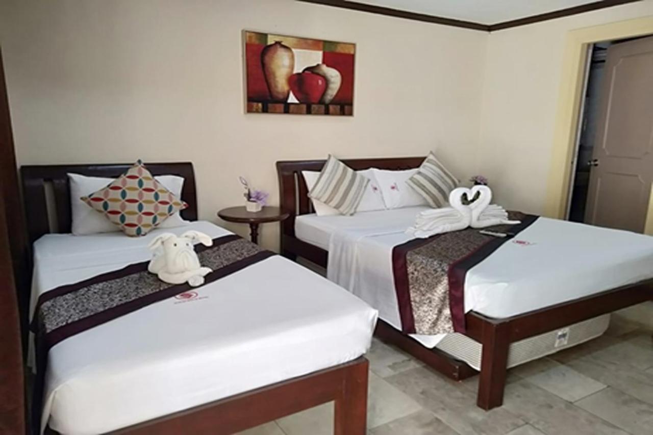 Suzuki Beach Hotel Olongapo Exterior photo